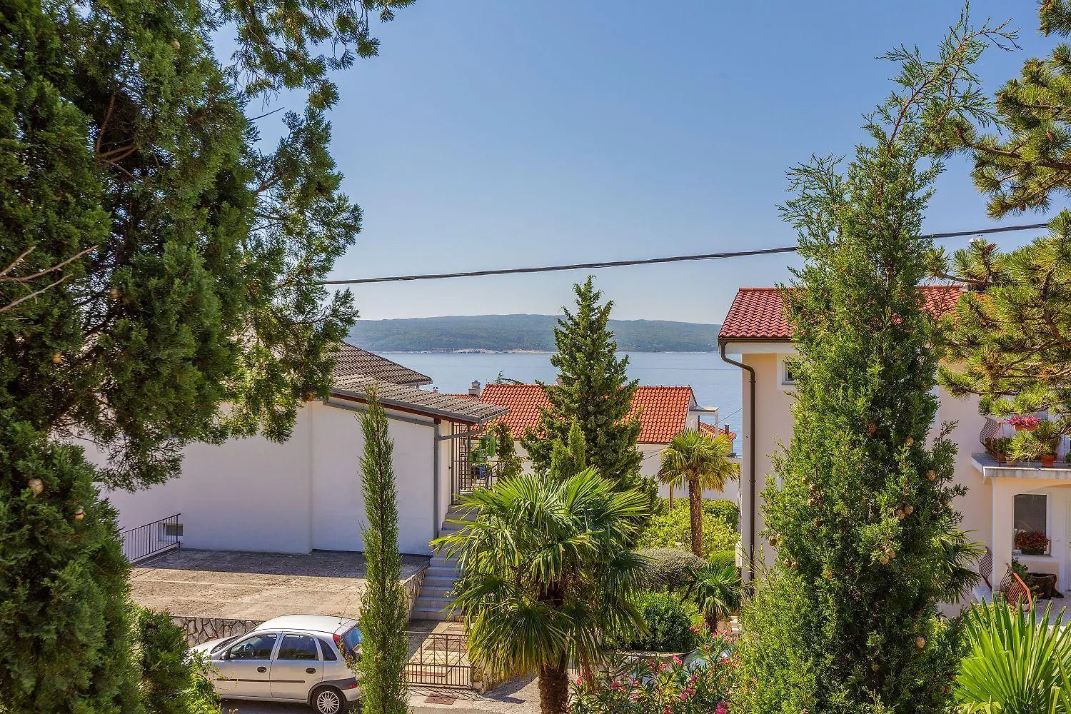 Helles Apartment Nur 190 Meter Zum Strand Mit Meerblick, Privater Terrasse, Wifi Dramalj Croatia
