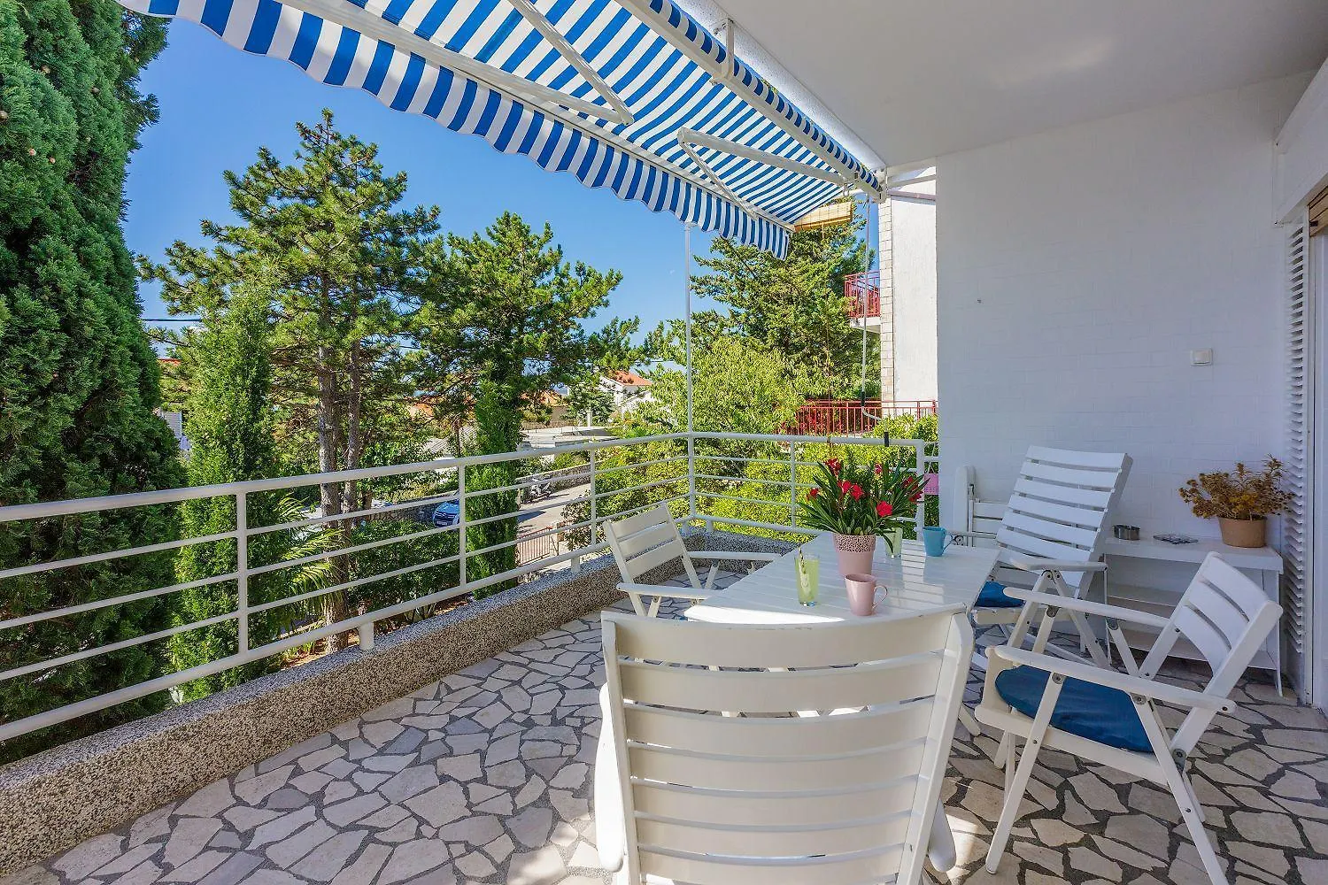 Helles Apartment Nur 190 Meter Zum Strand Mit Meerblick, Privater Terrasse, Wifi Dramalj