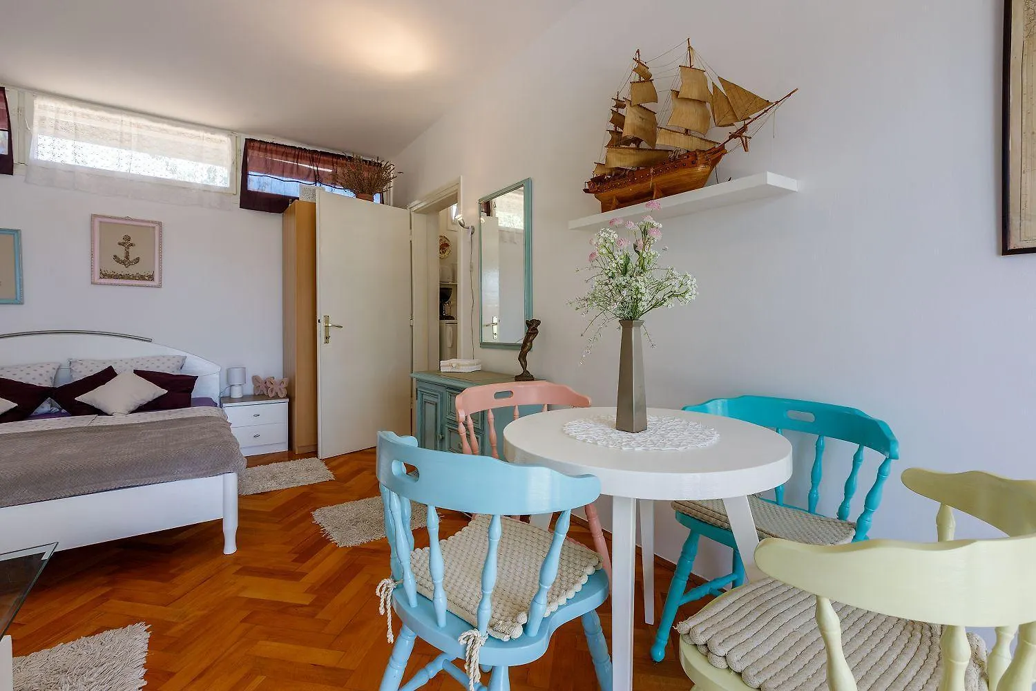 Helles Apartment Nur 190 Meter Zum Strand Mit Meerblick, Privater Terrasse, Wifi Dramalj